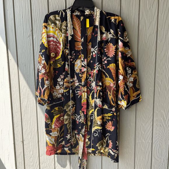 Vintage Lightweight Cotton Robe – Black Botanical Print, Belted Kimono Style - Picture 5 of 8